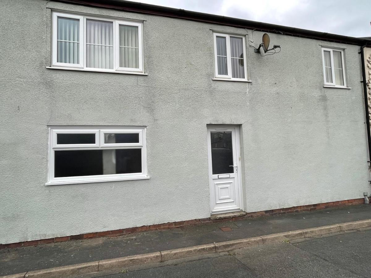Westend Holiday Let 3 Brecon Exterior photo